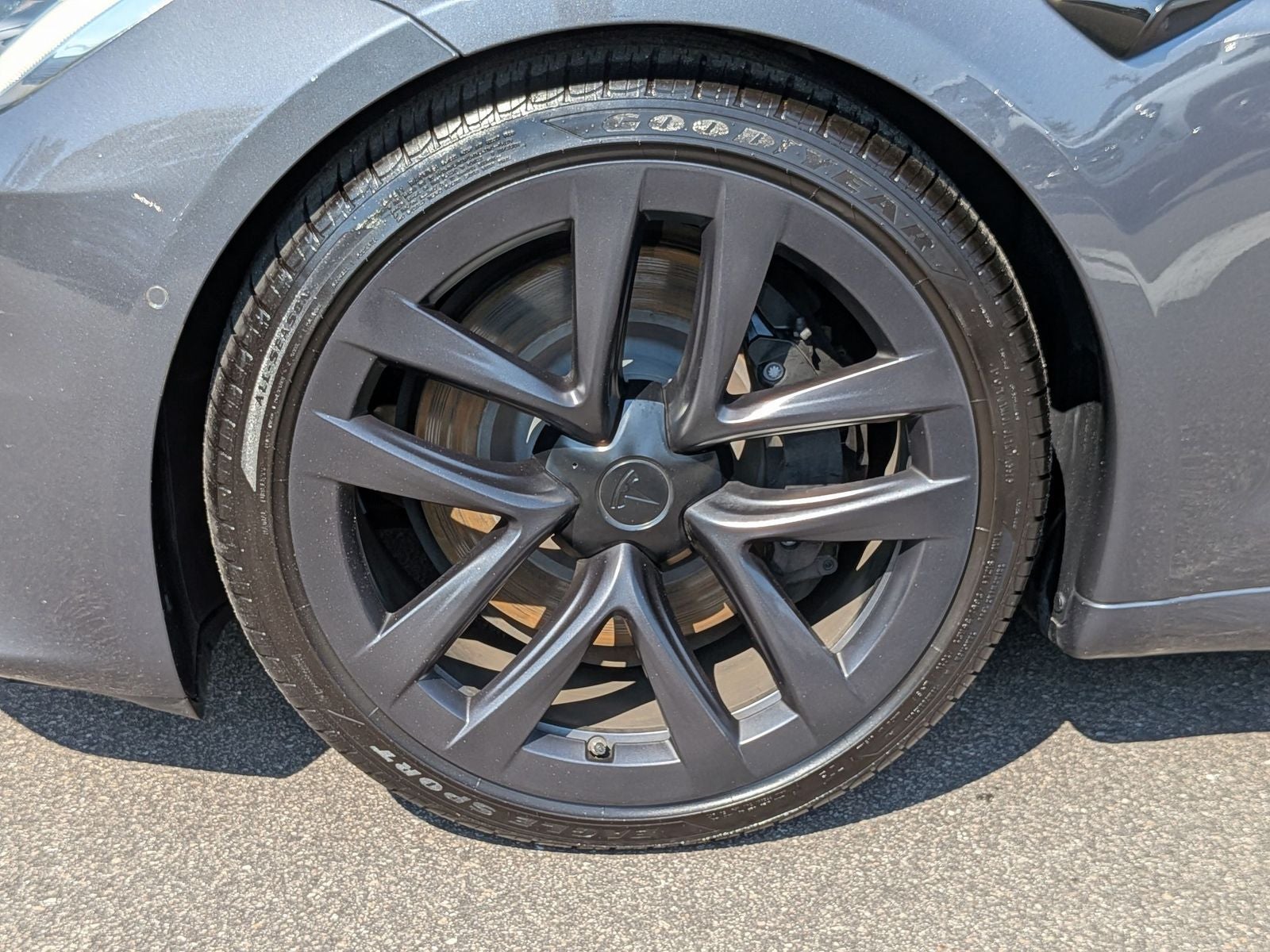 2021 Tesla Model S Plaid