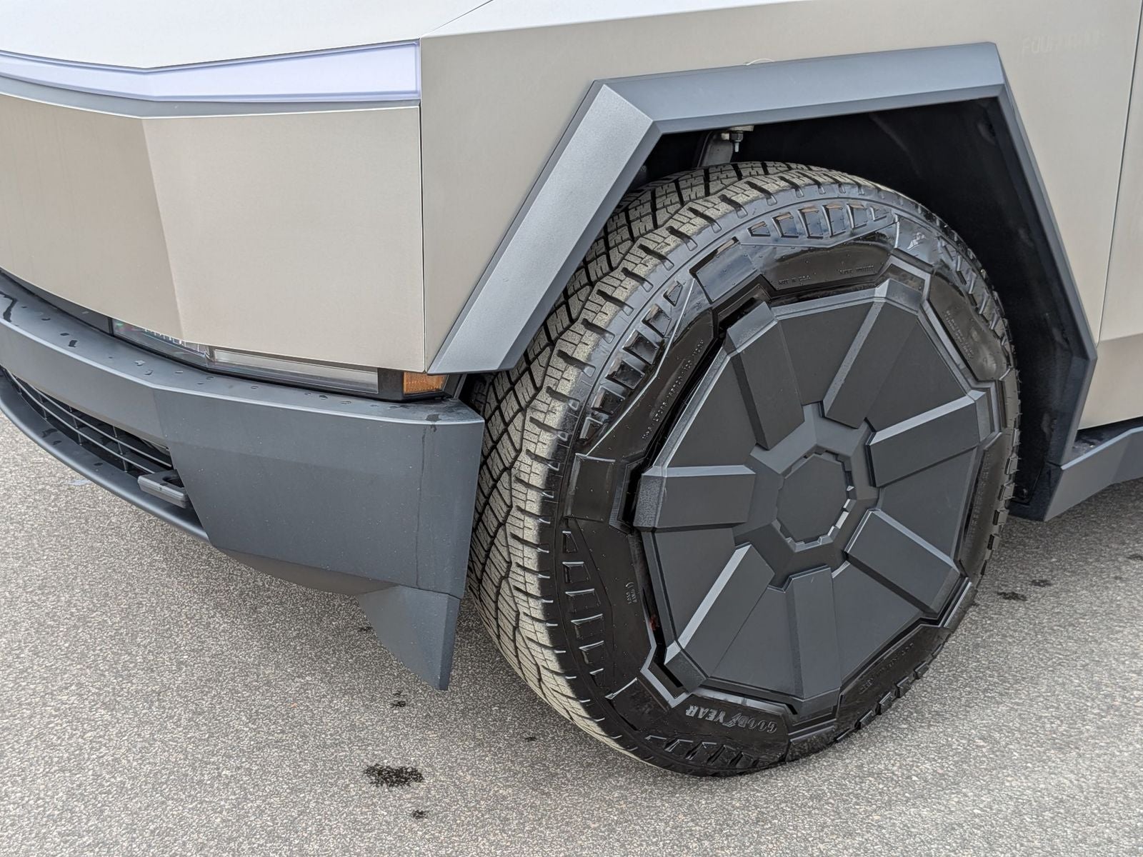 2024 Tesla Cybertruck Base Foundation