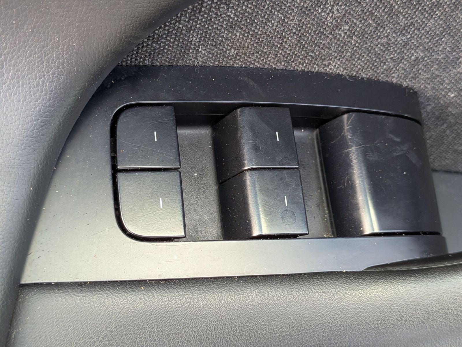 2022 Tesla Model X Base