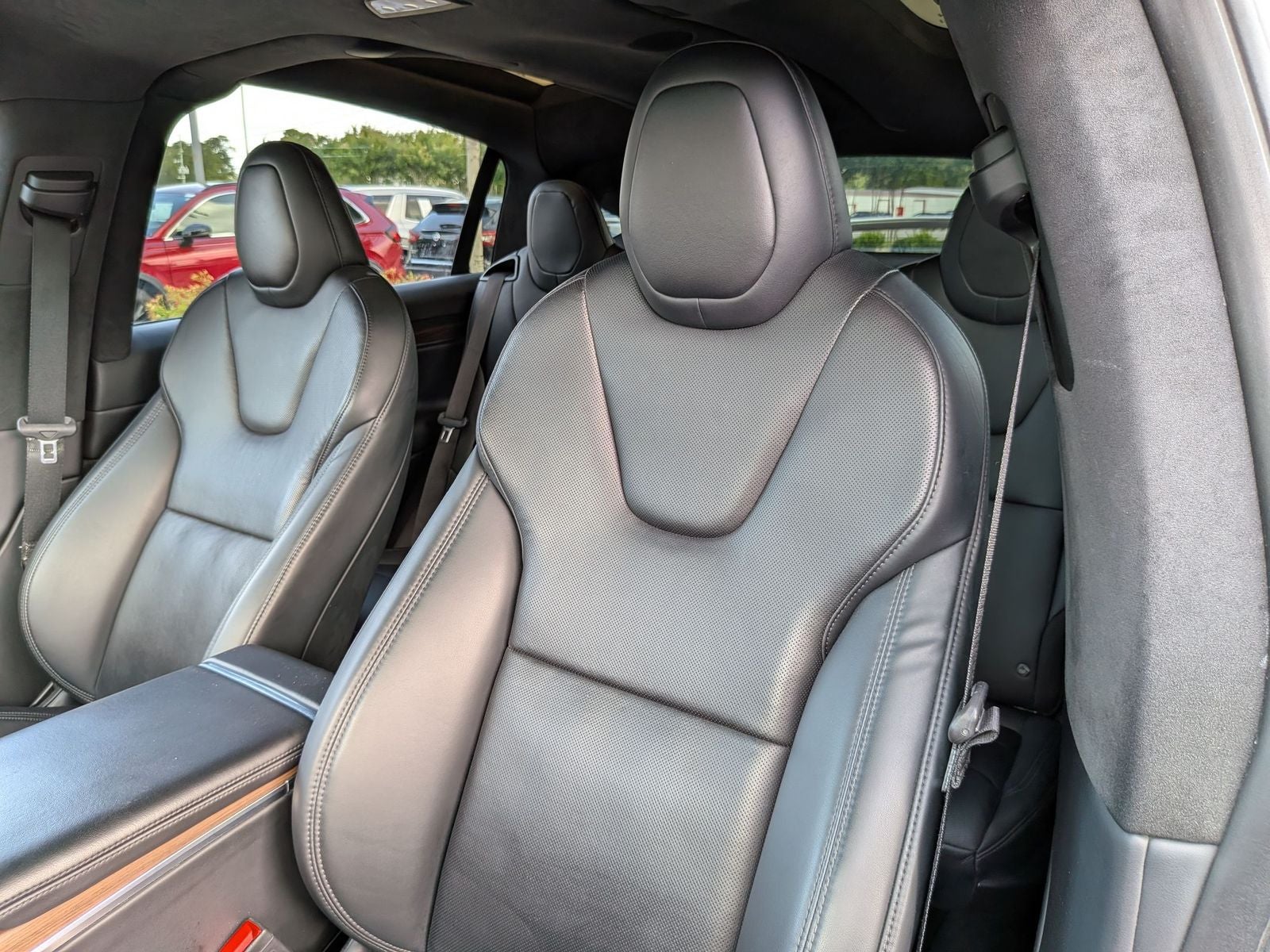 2022 Tesla Model X Base