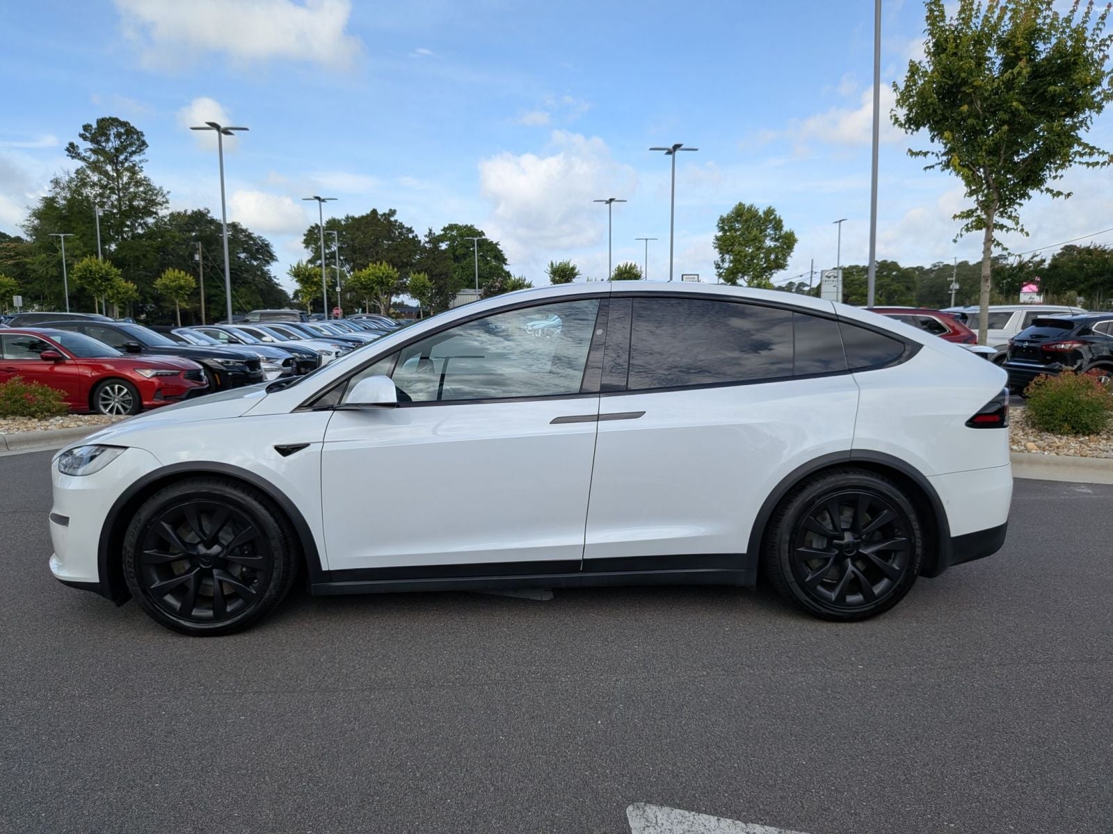 2022 Tesla Model X Base