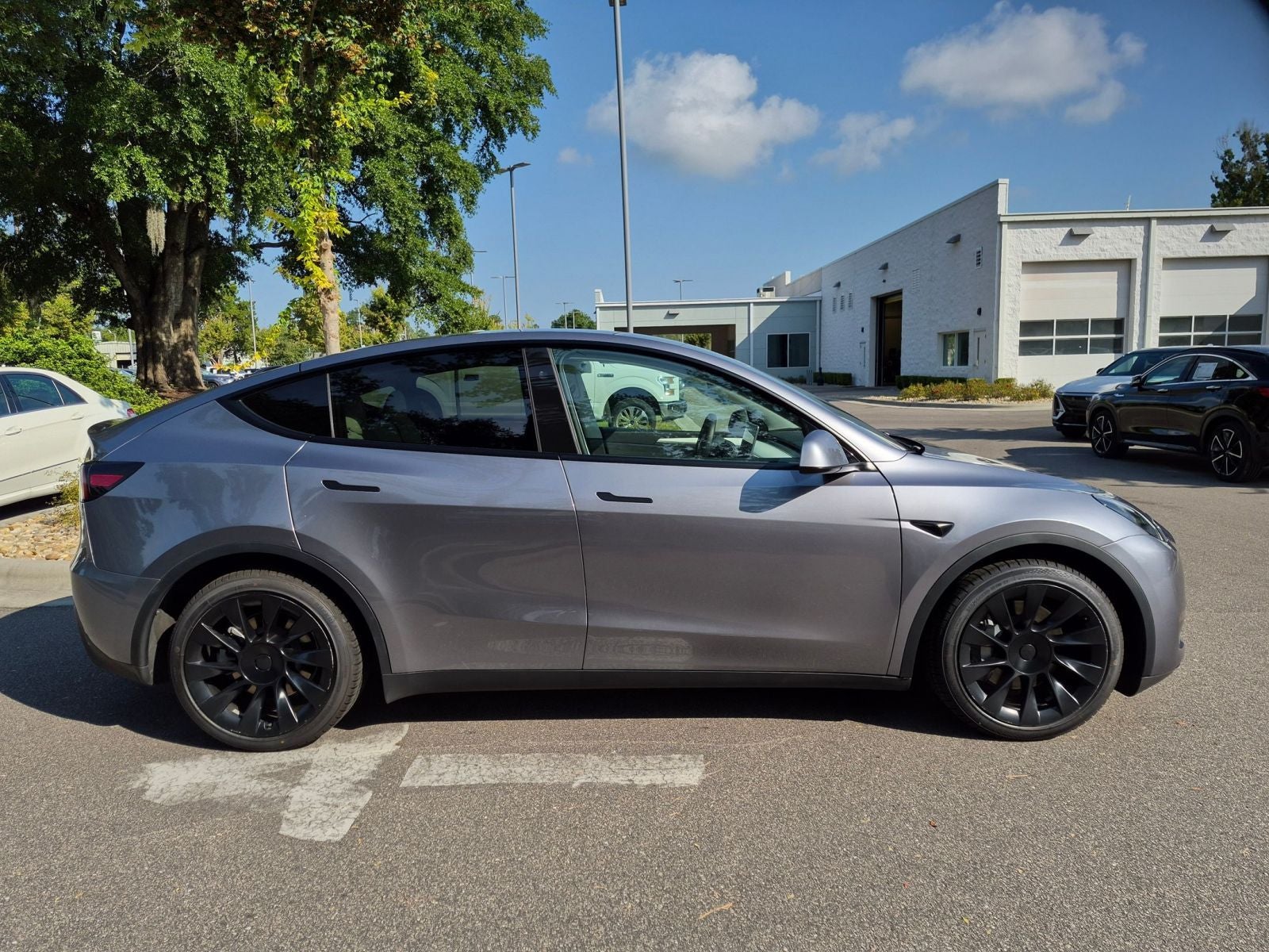 2025 Tesla Model Y Long Range