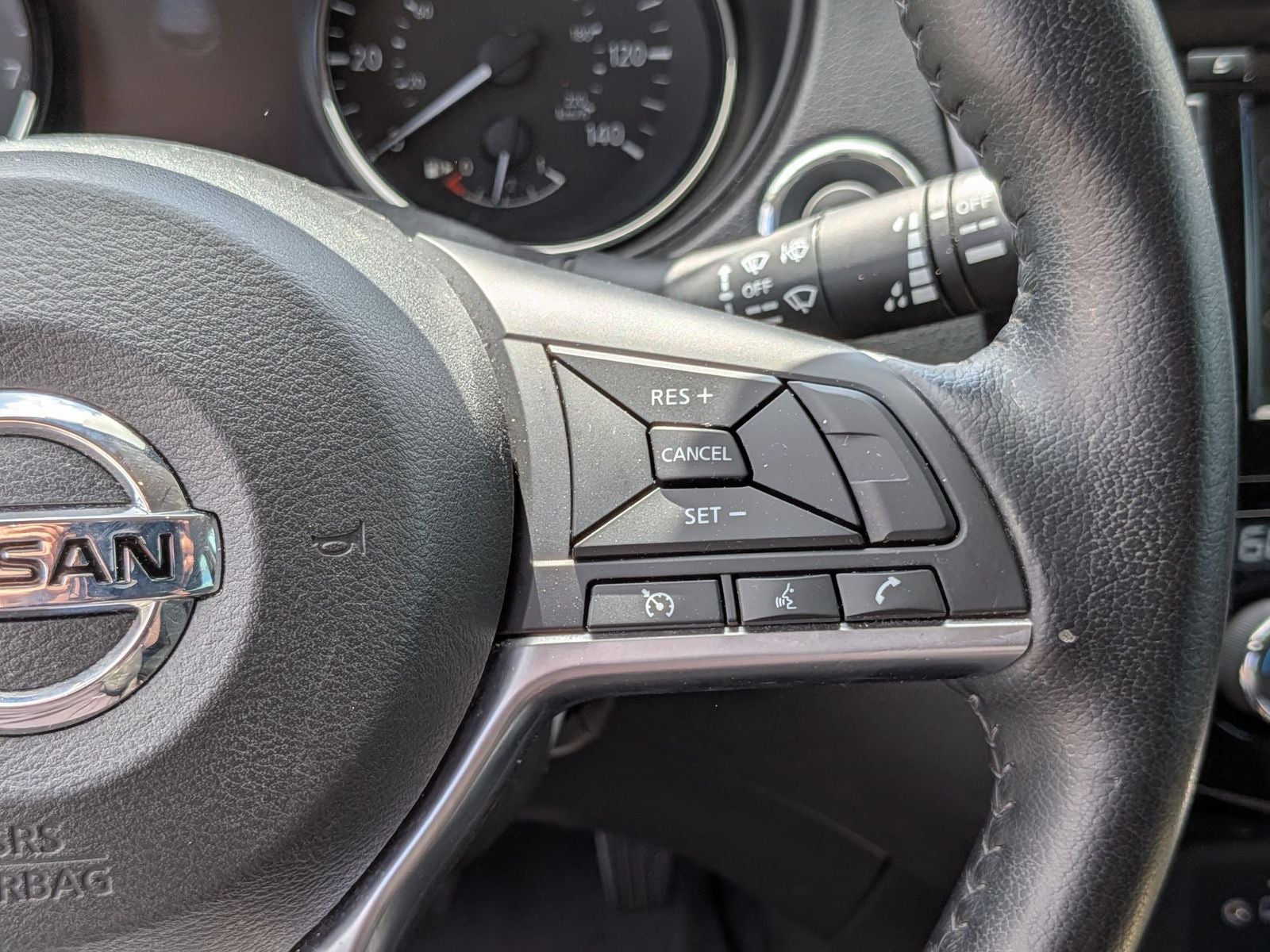 2022 Nissan Rogue Sport SV