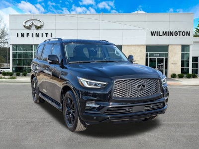 2023 INFINITI QX80 LUXE