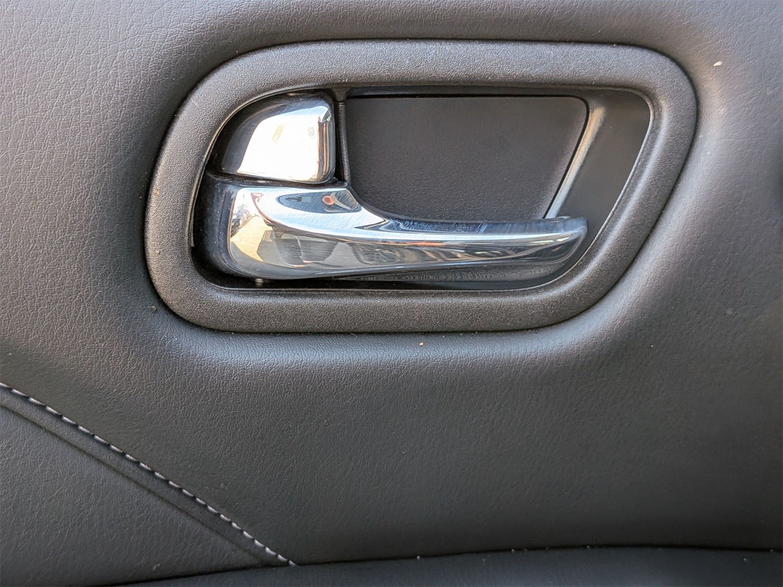 2023 INFINITI QX80 LUXE