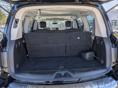 2023 INFINITI QX80 LUXE