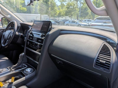 2024 INFINITI QX80 LUXE