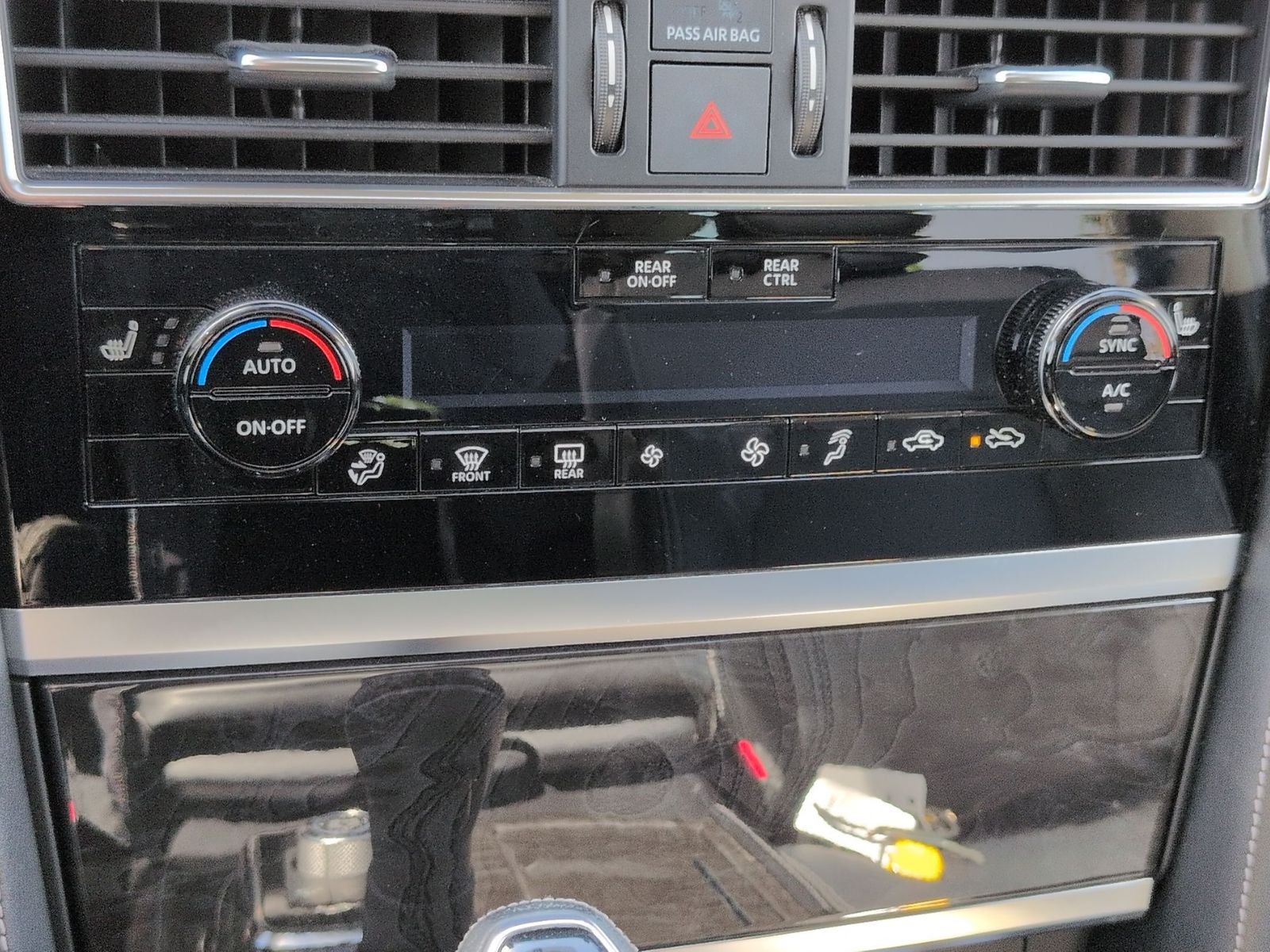 2023 INFINITI QX80 LUXE