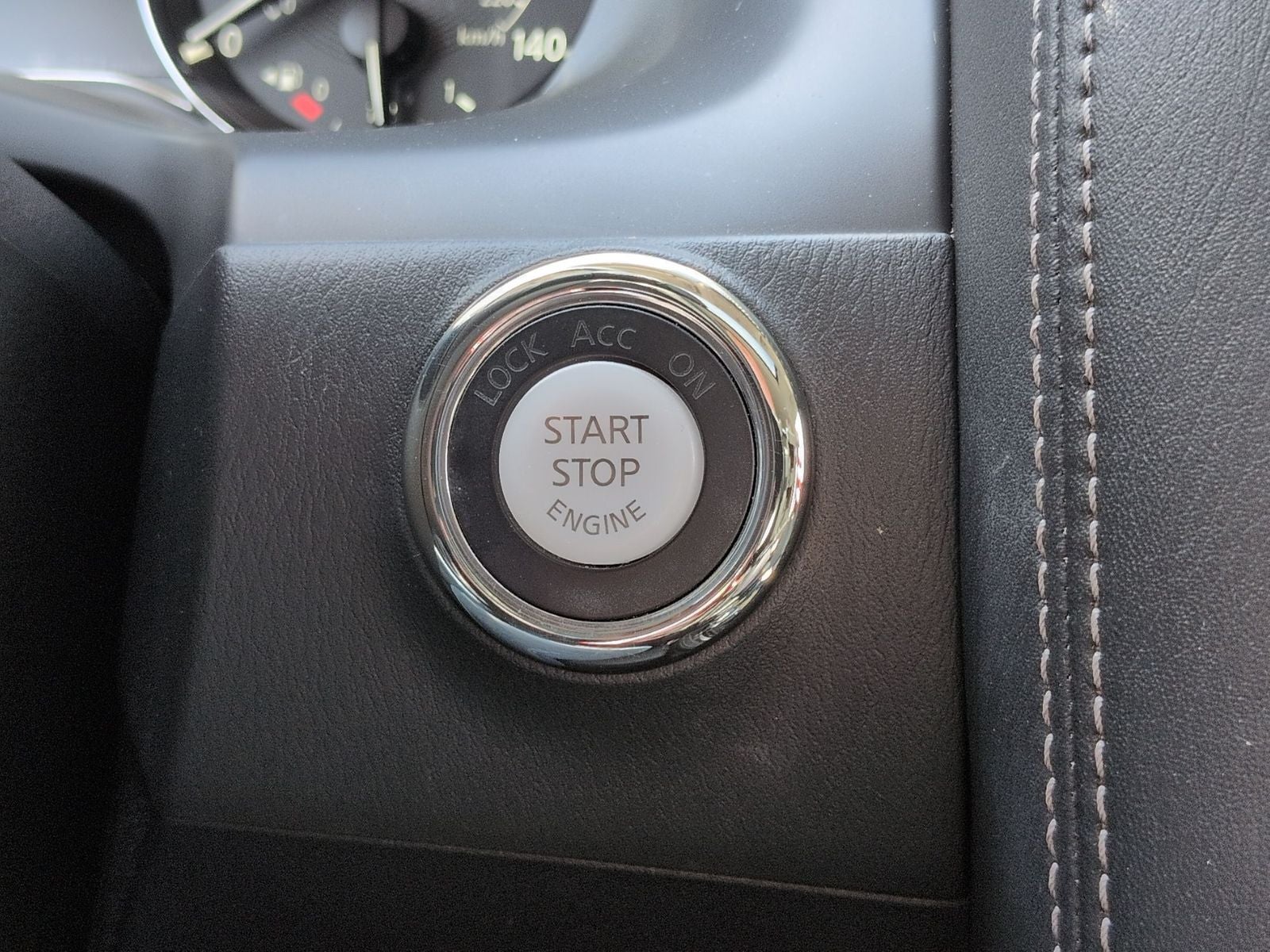 2023 INFINITI QX80 LUXE