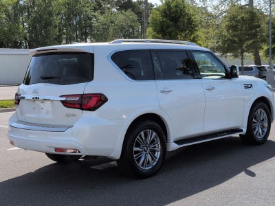 2023 INFINITI QX80 LUXE