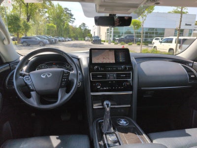 2023 INFINITI QX80 LUXE