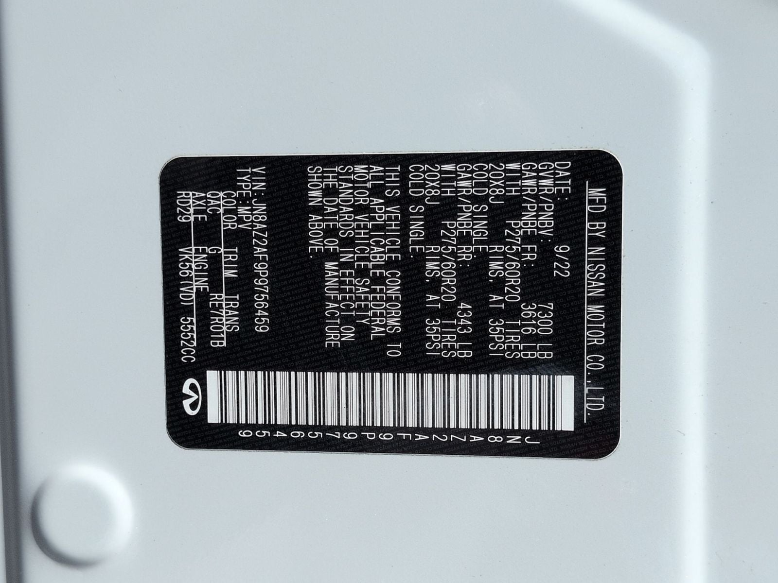 2023 INFINITI QX80 LUXE