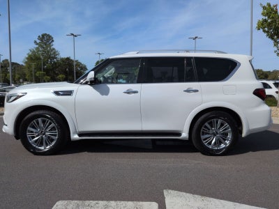 2023 INFINITI QX80 LUXE
