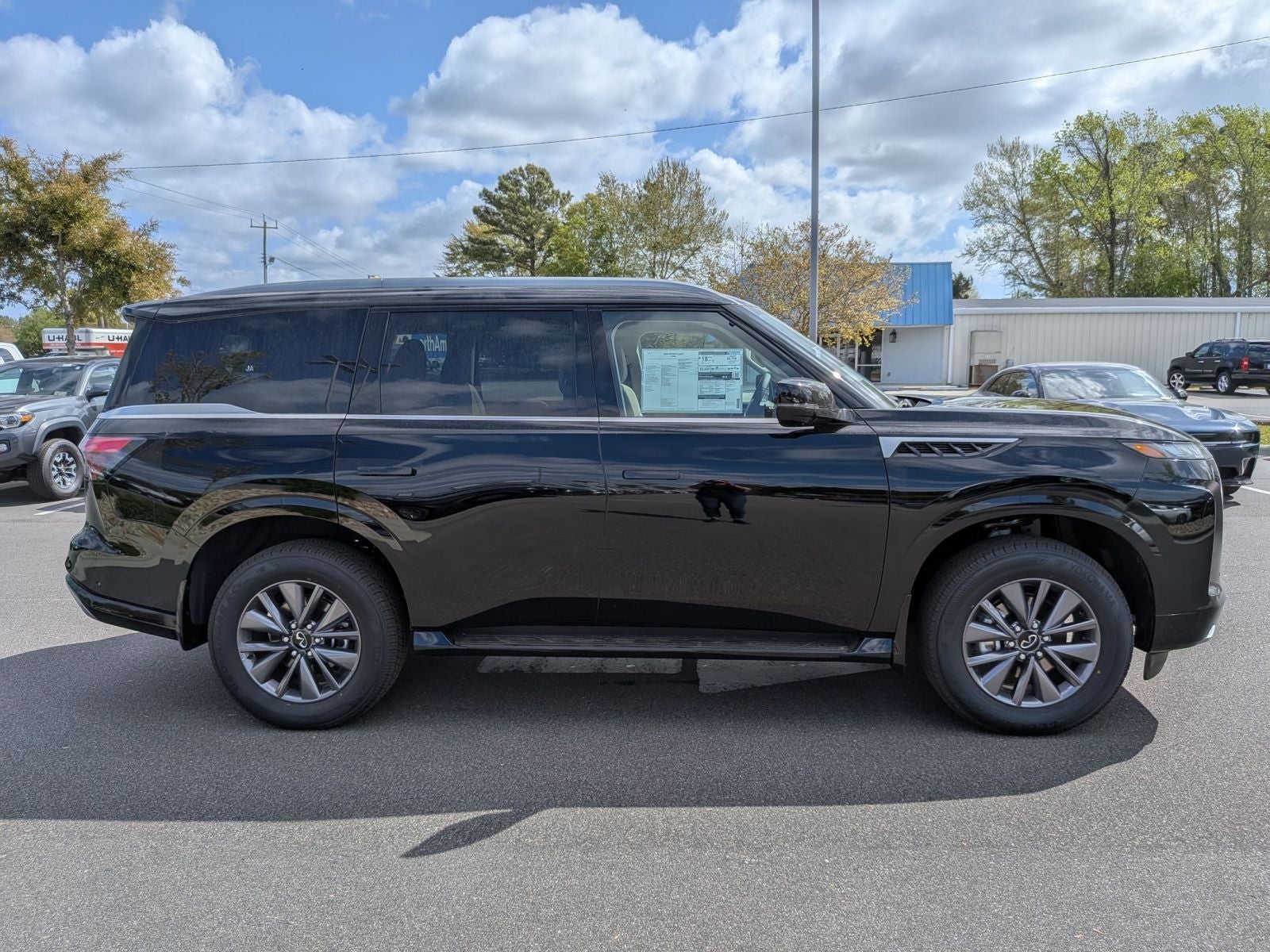 2026 INFINITI QX80 PURE