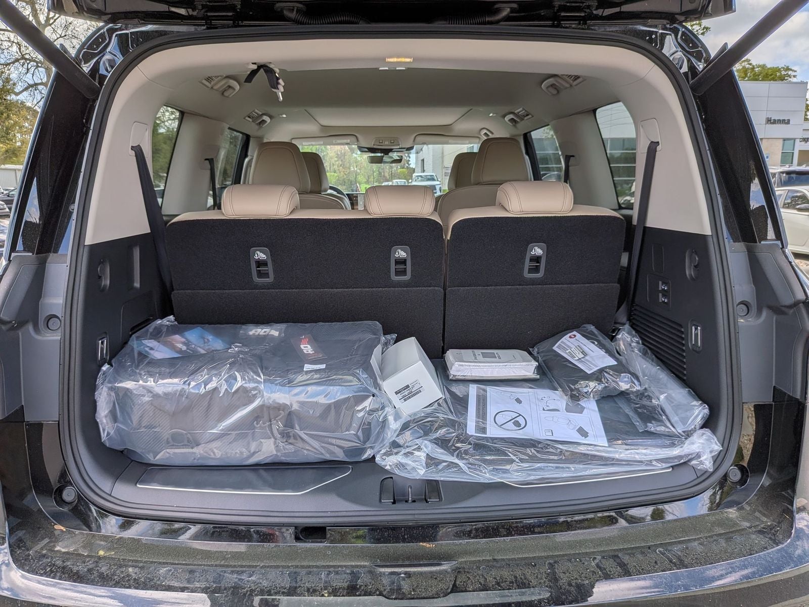 2026 INFINITI QX80 PURE