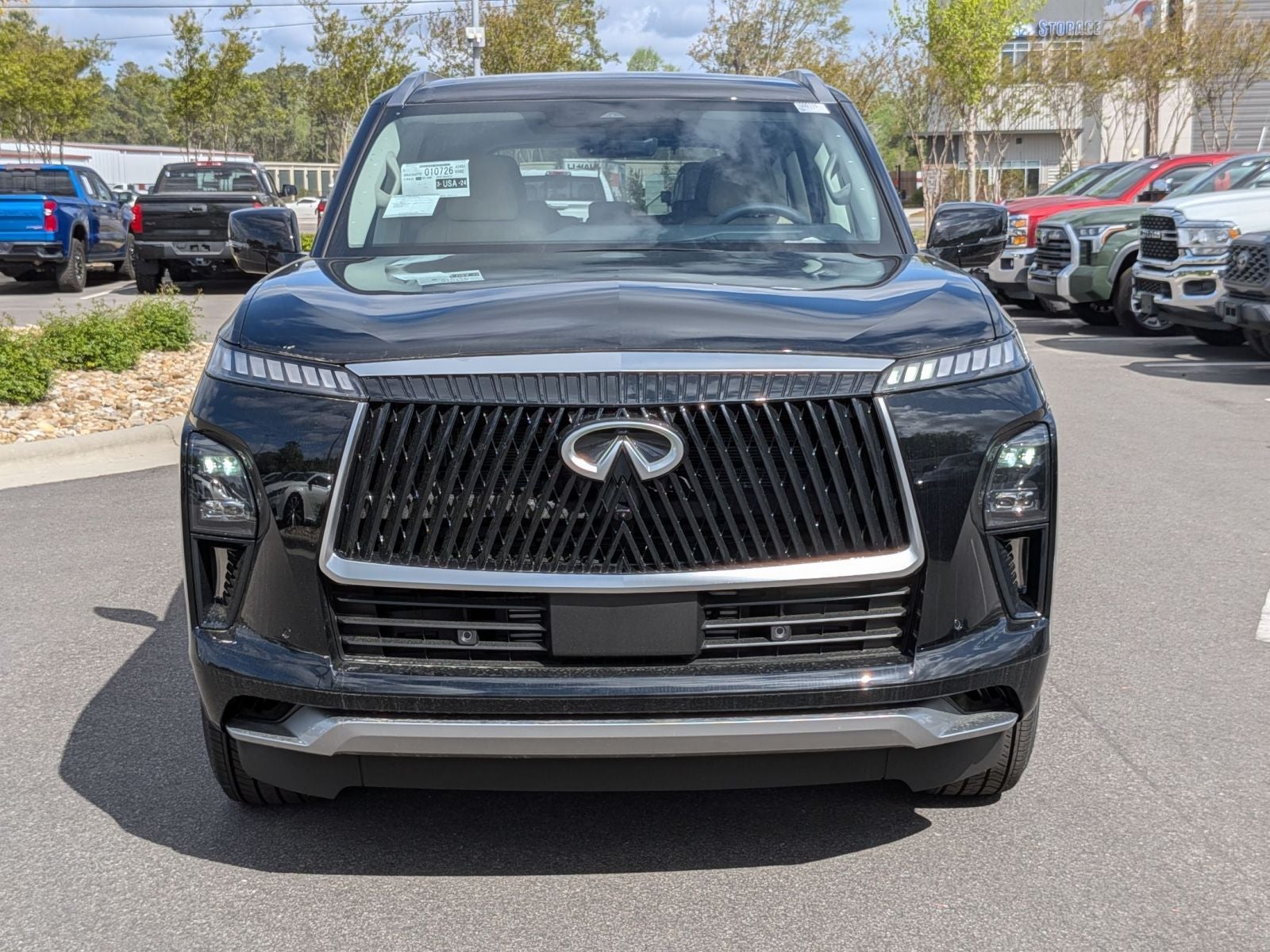 2026 INFINITI QX80 PURE