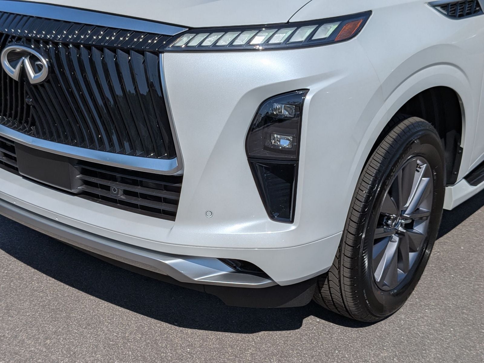 2026 INFINITI QX80 PURE