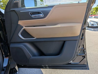 2026 INFINITI QX80 LUXE