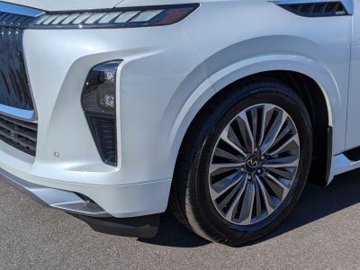 2026 INFINITI QX80 LUXE