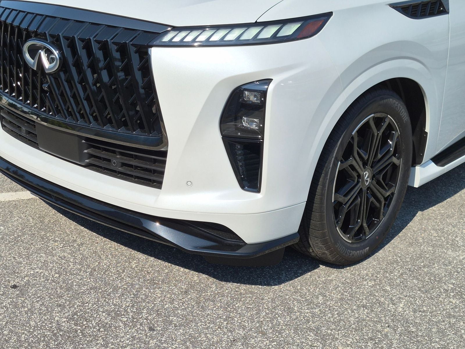 2027 INFINITI QX80 SPORT