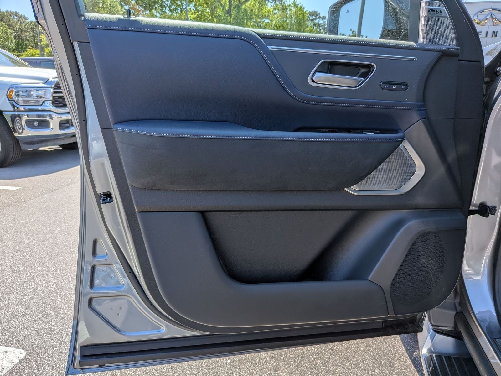2026 INFINITI QX80 SPORT