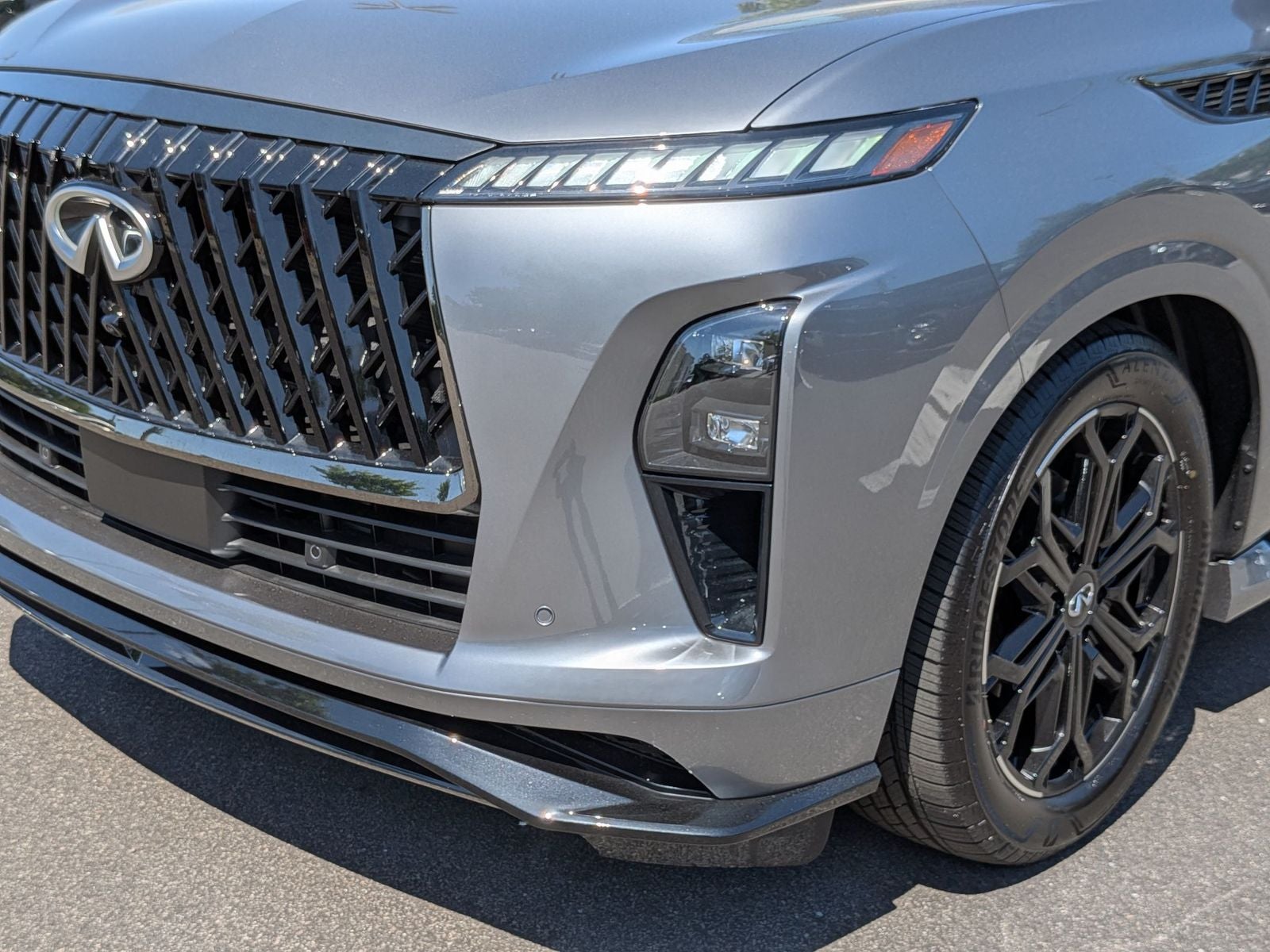 2026 INFINITI QX80 SPORT