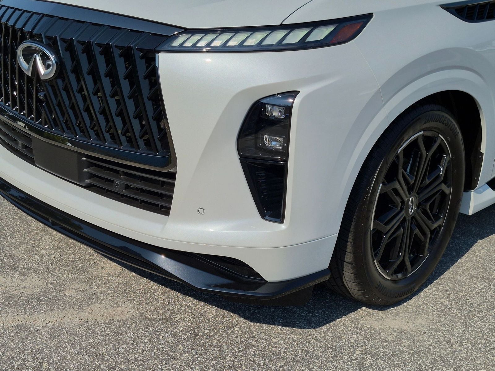 2027 INFINITI QX80 SPORT