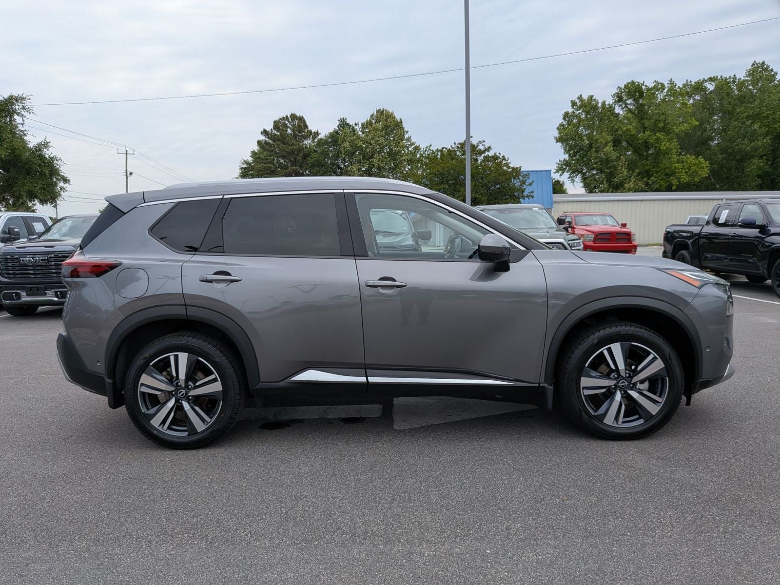 2023 Nissan Rogue Platinum