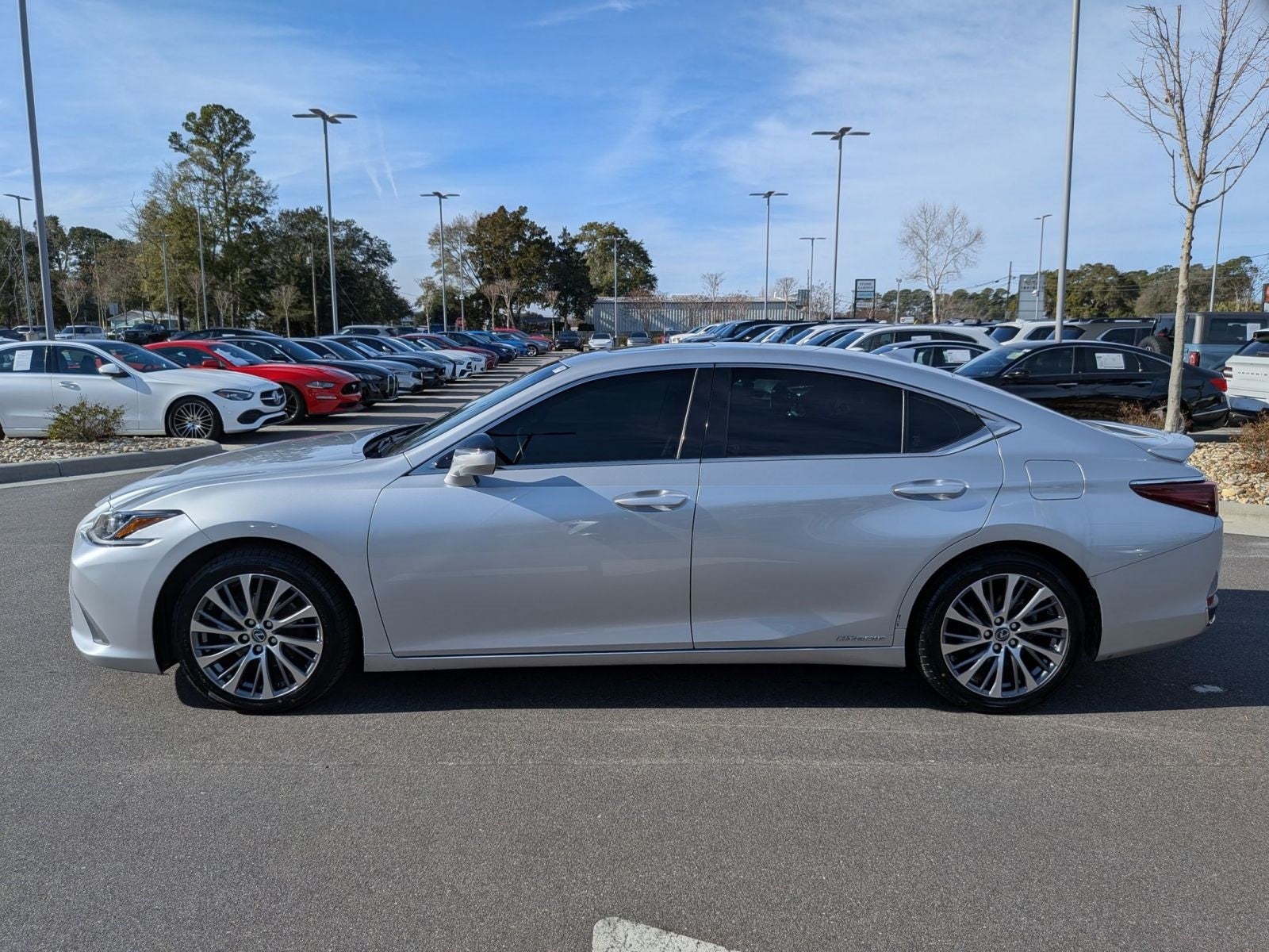 2019 Lexus ES 300h