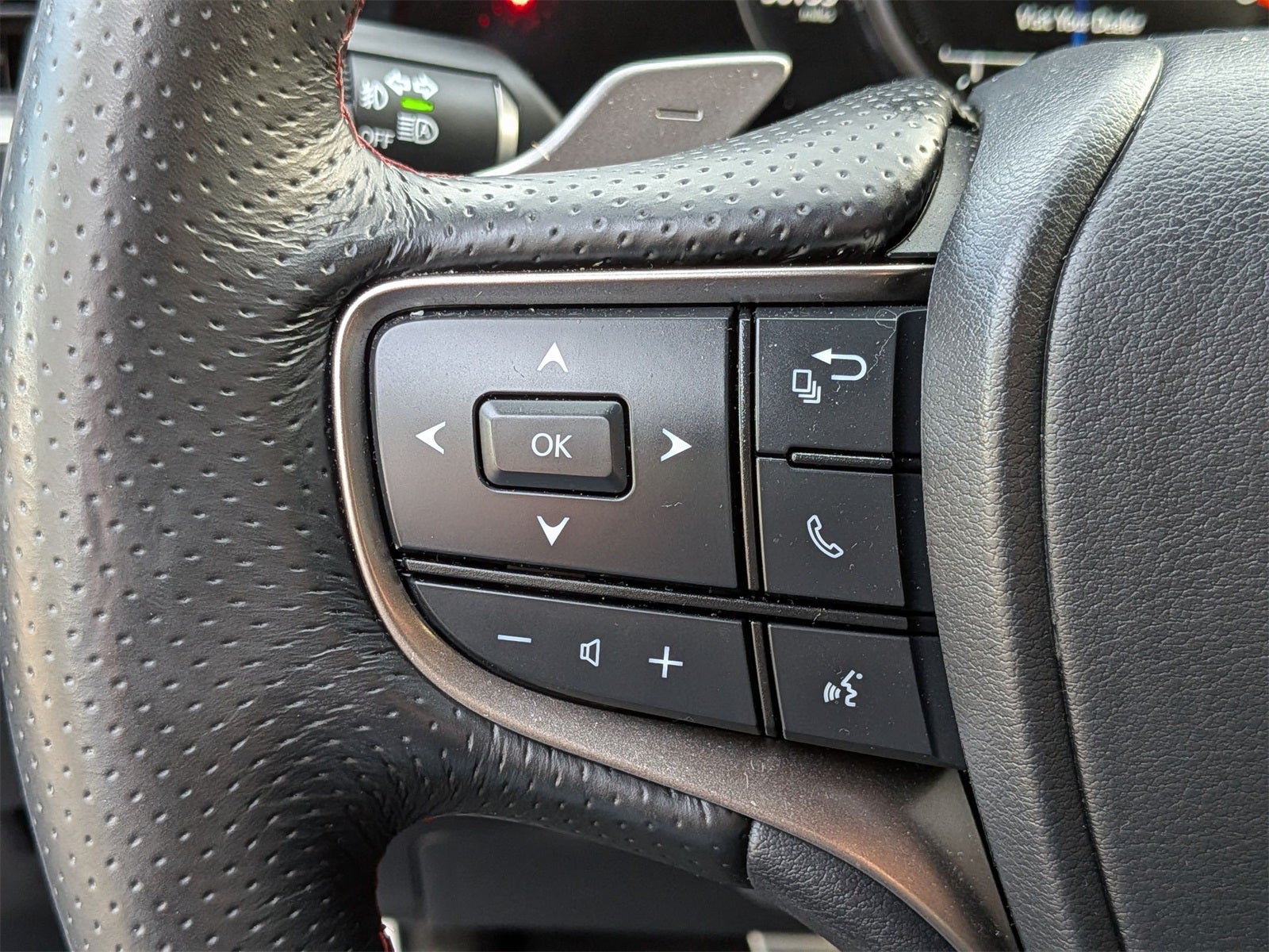 2023 Lexus UX 250h F SPORT Handling