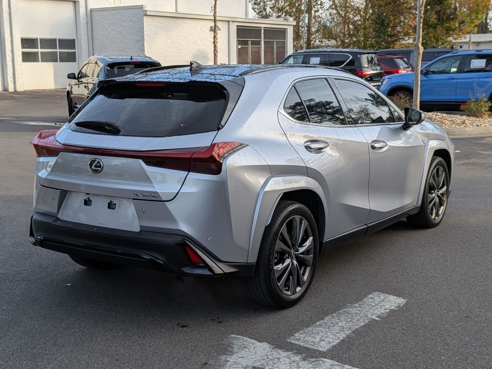 2023 Lexus UX 250h F SPORT Handling