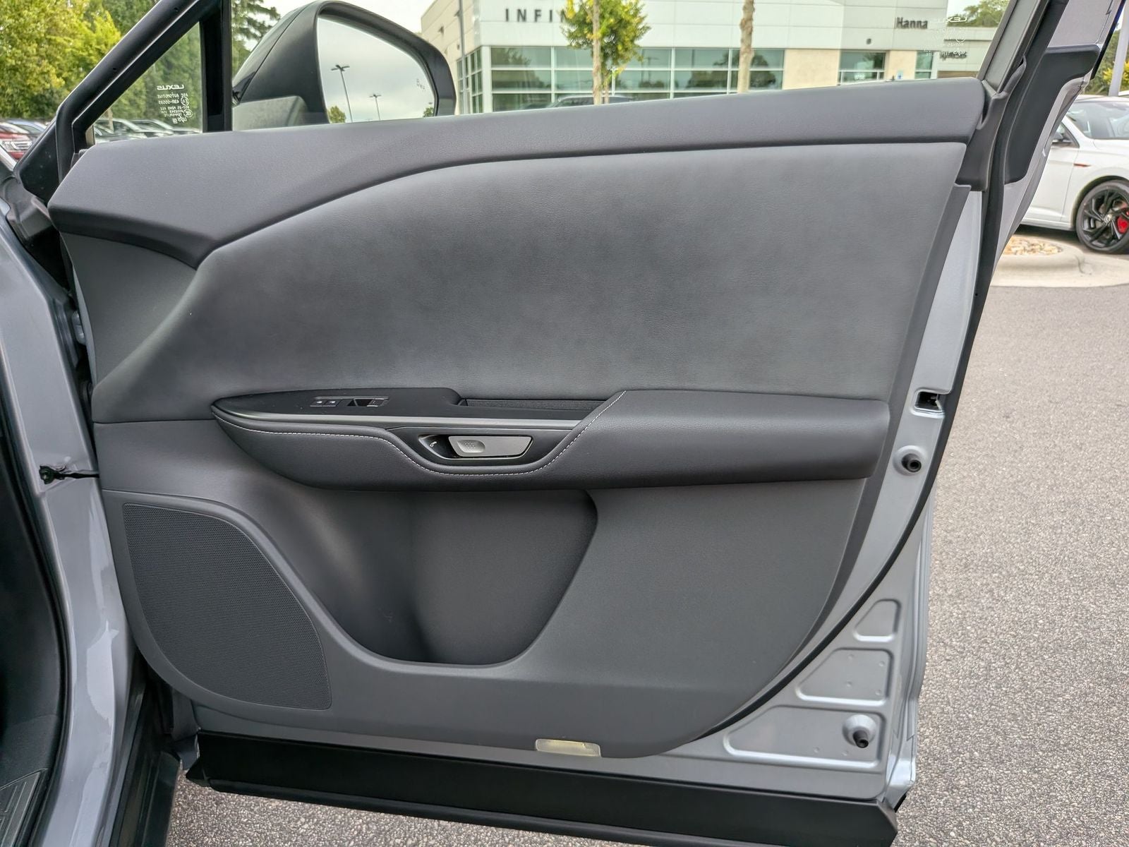 2023 Lexus RZ 450e Premium