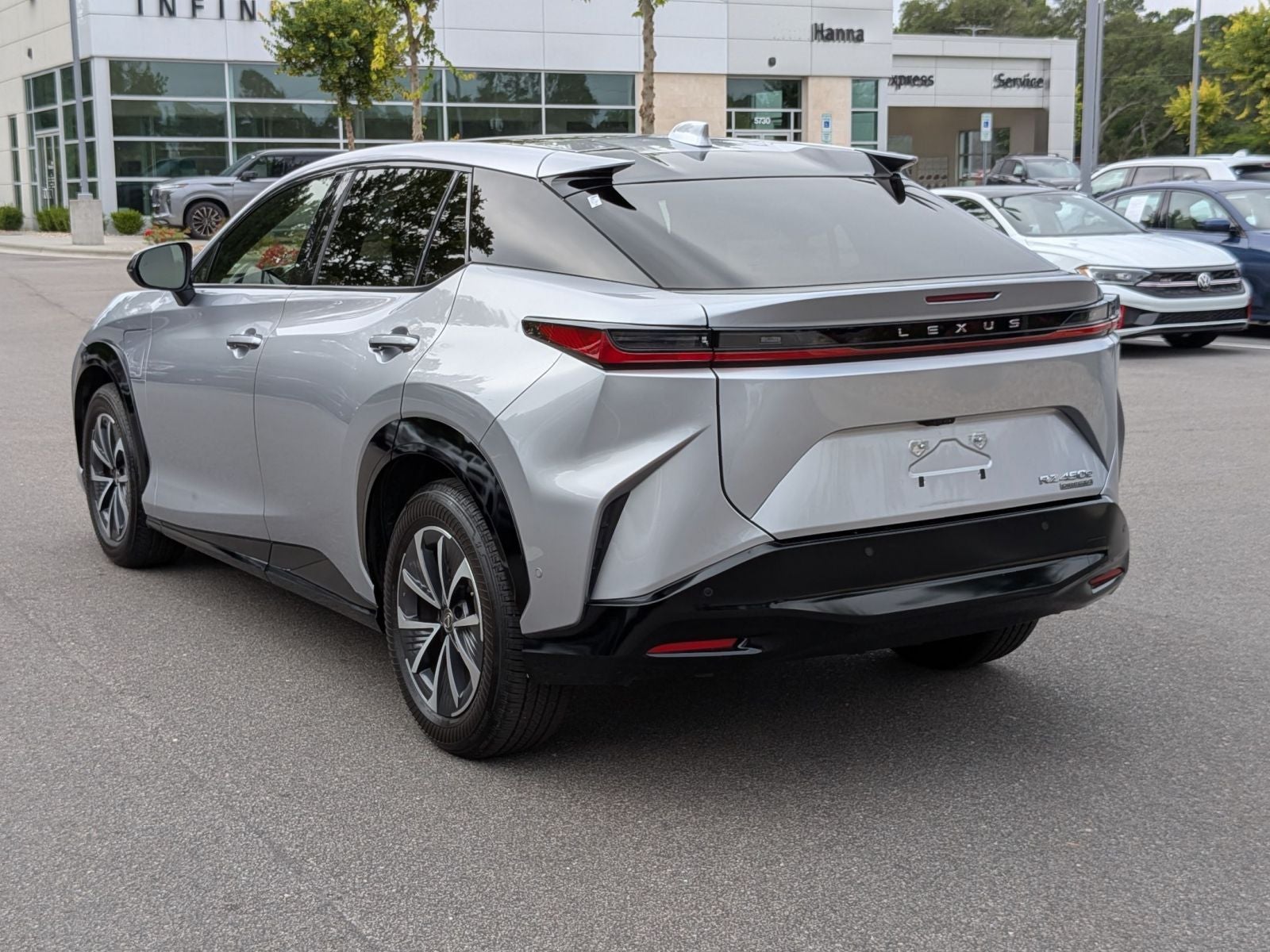 2023 Lexus RZ 450e Premium