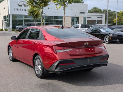 2025 Hyundai Elantra SE