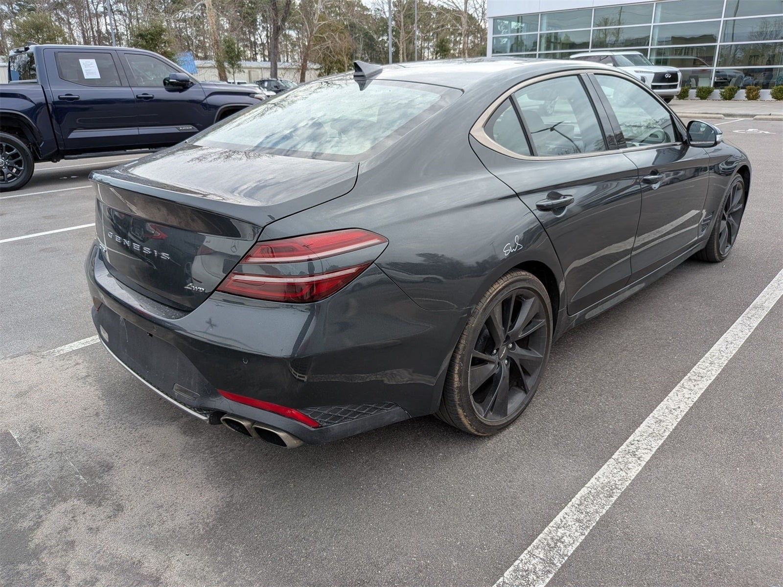 2023 Genesis G70 2.0T