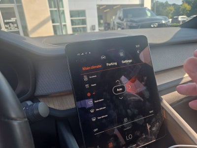 2022 Polestar 2 Long Range Dual Motor