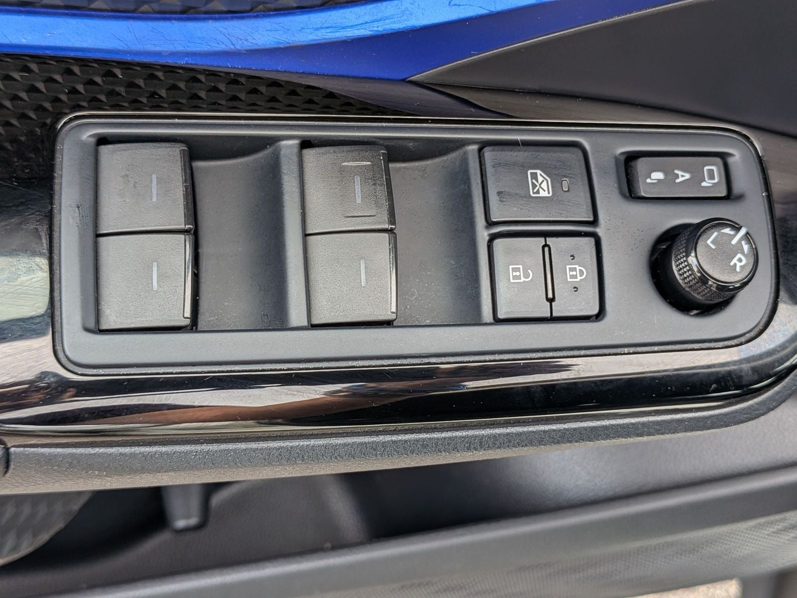 2020 Toyota C-HR XLE