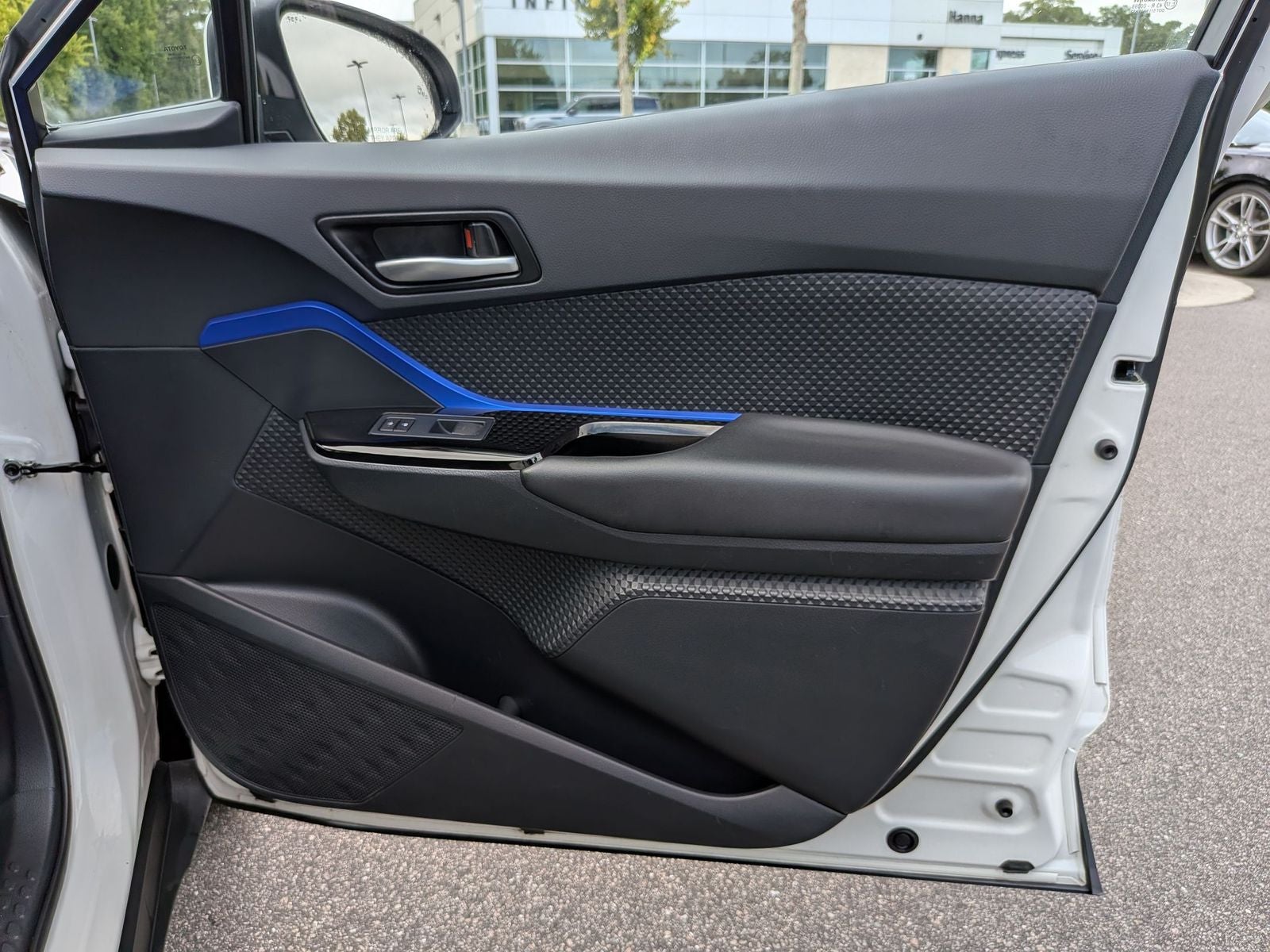 2020 Toyota C-HR XLE