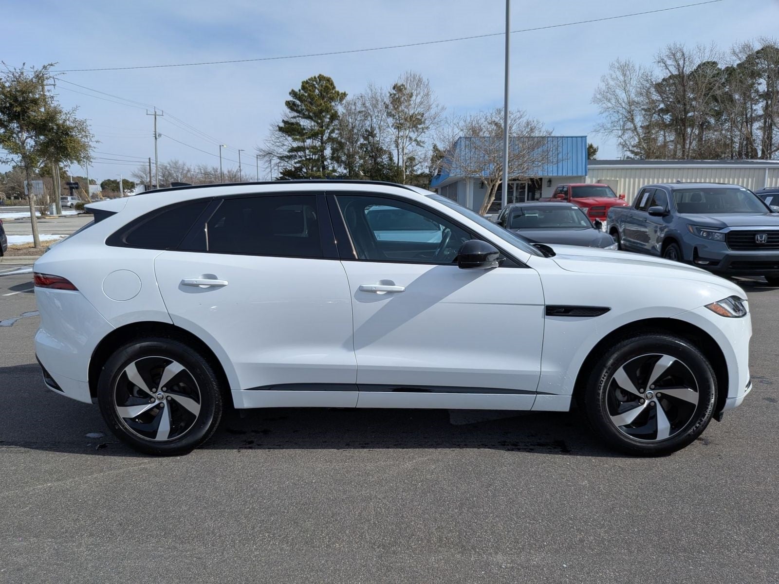 2024 Jaguar F-PACE P250 R-Dynamic S