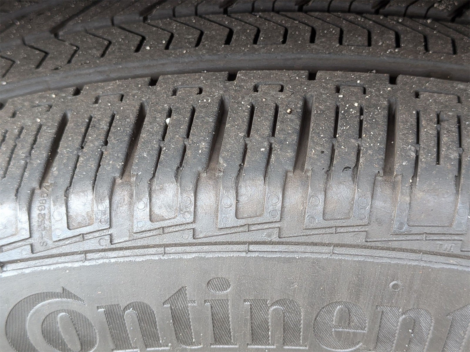 2024 Land Rover Defender 130 V8