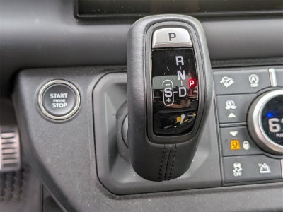 2024 Land Rover Defender 130 V8