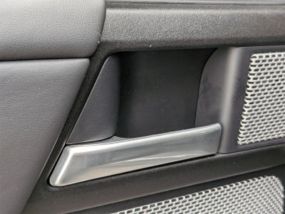 2024 Land Rover Defender 130 V8