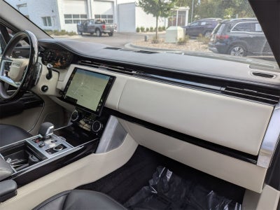 2023 Land Rover Range Rover SE