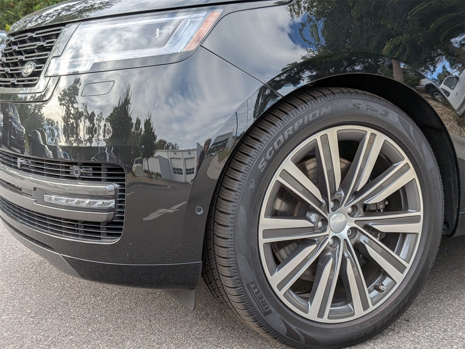 2023 Land Rover Range Rover SE