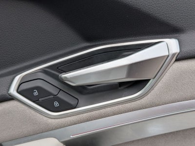 2024 Audi Q8 Sportback e-tron Prestige S line quattro