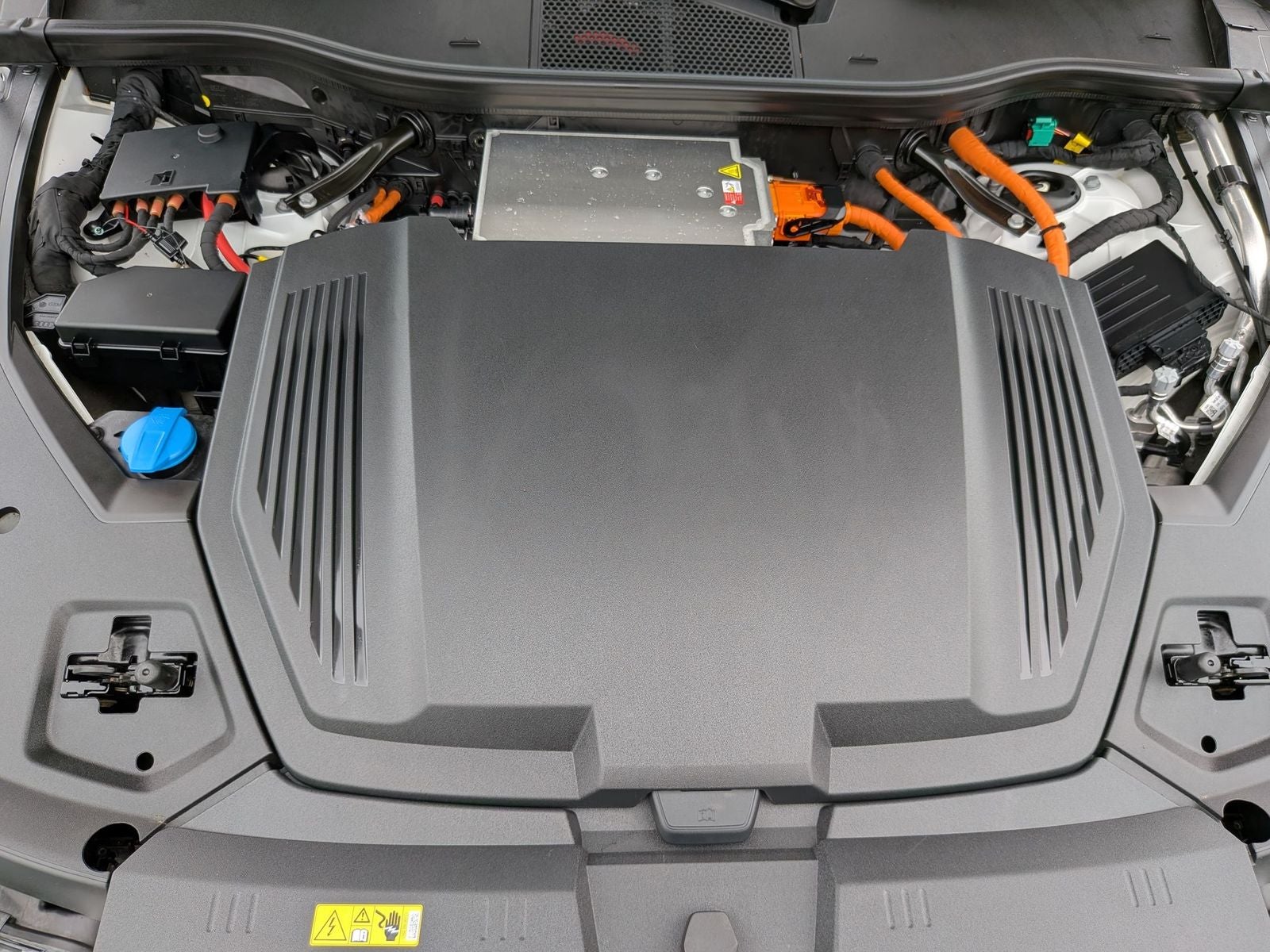 2024 Audi Q8 Sportback e-tron Prestige S line quattro