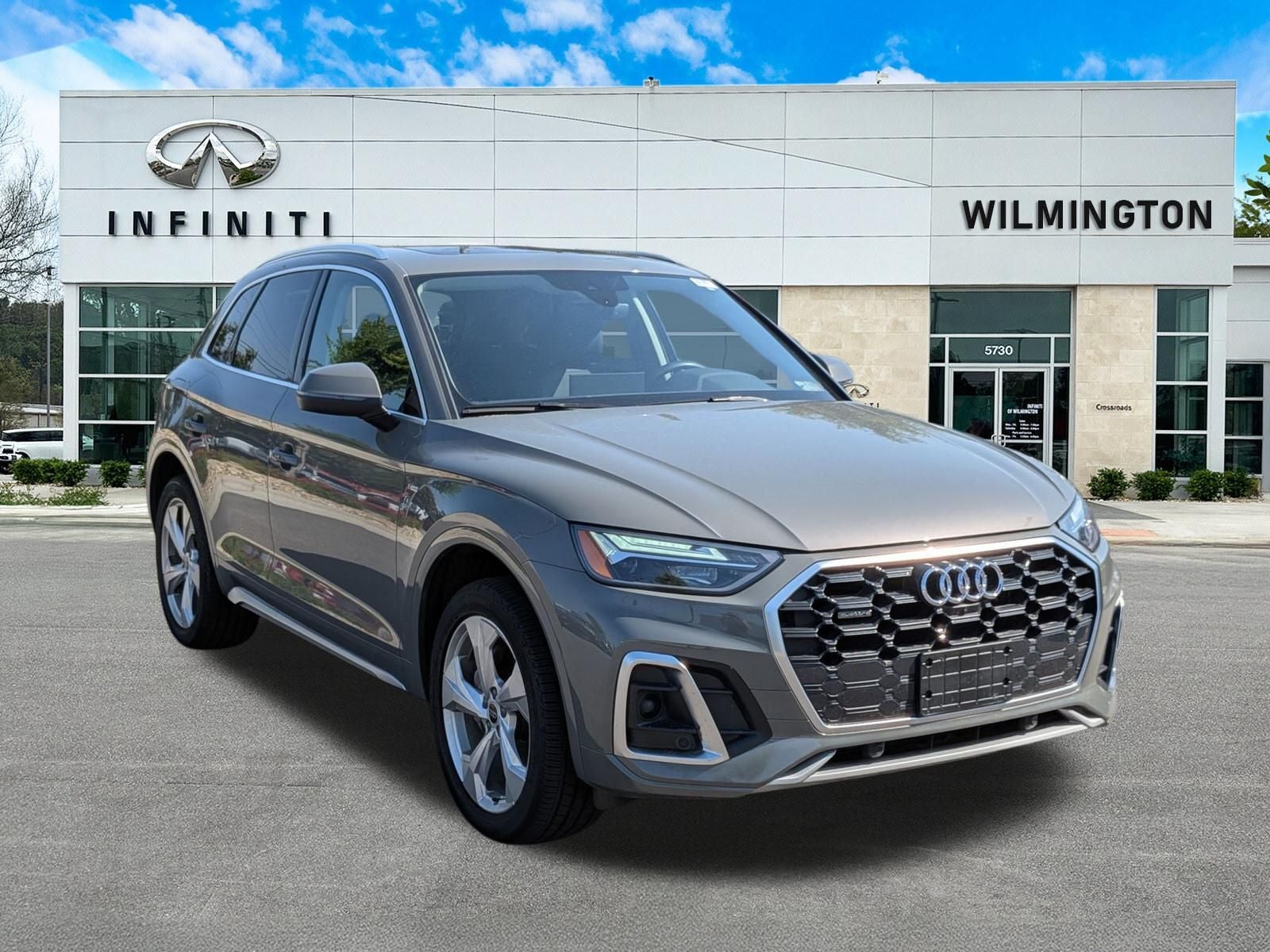 2023 Audi Q5 45 S line Premium quattro