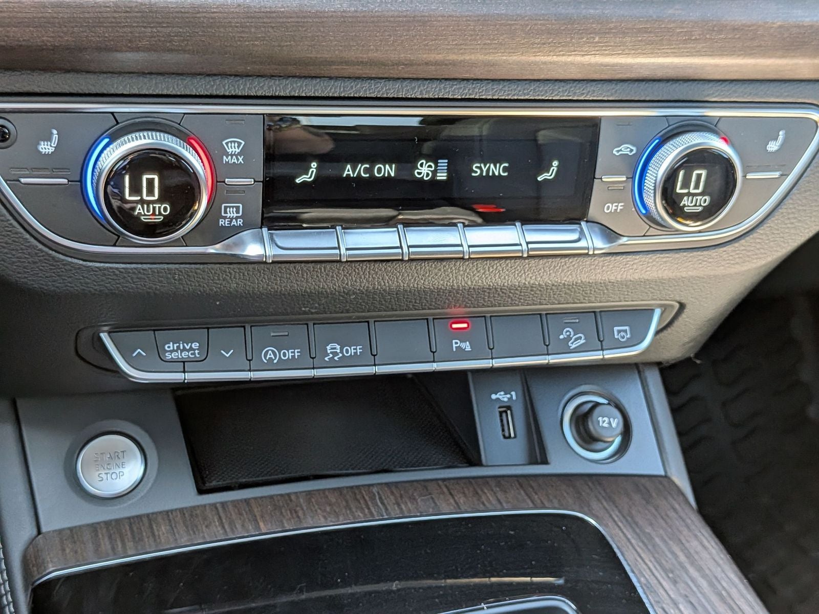 2023 Audi Q5 45 S line Premium quattro