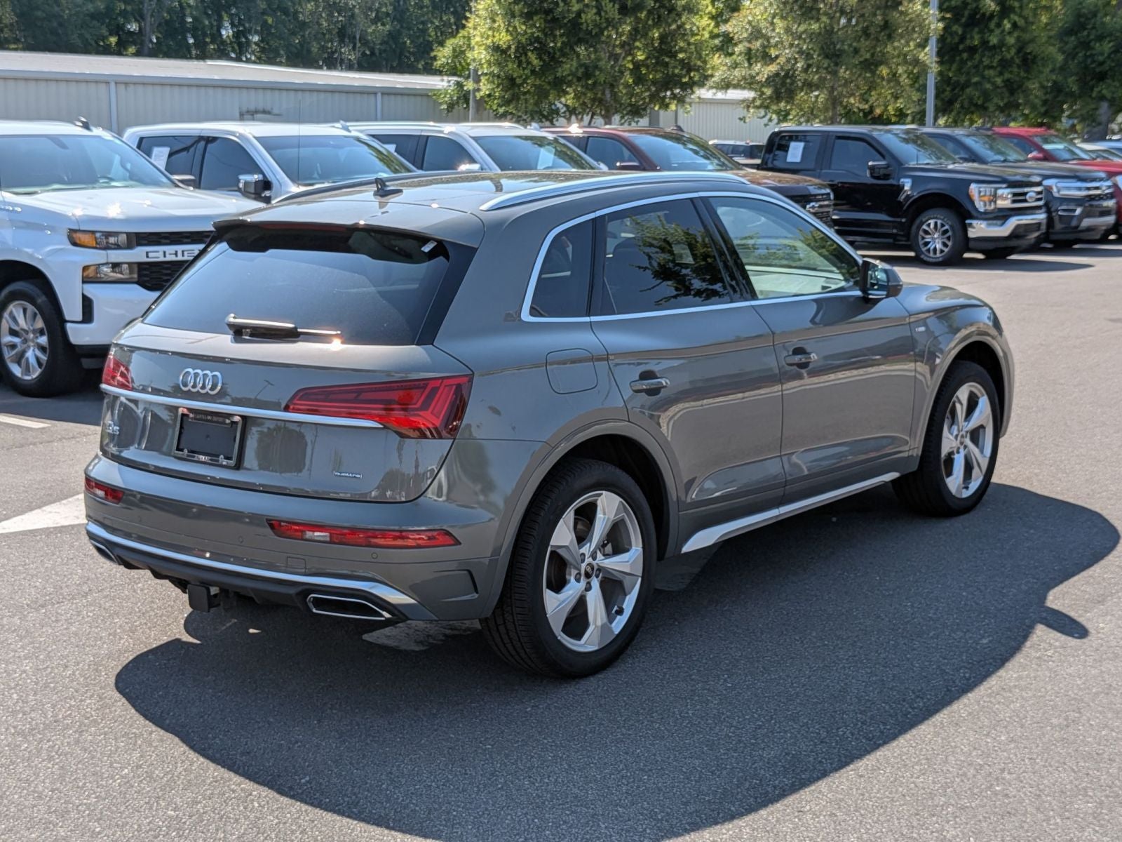 2023 Audi Q5 45 S line Premium quattro