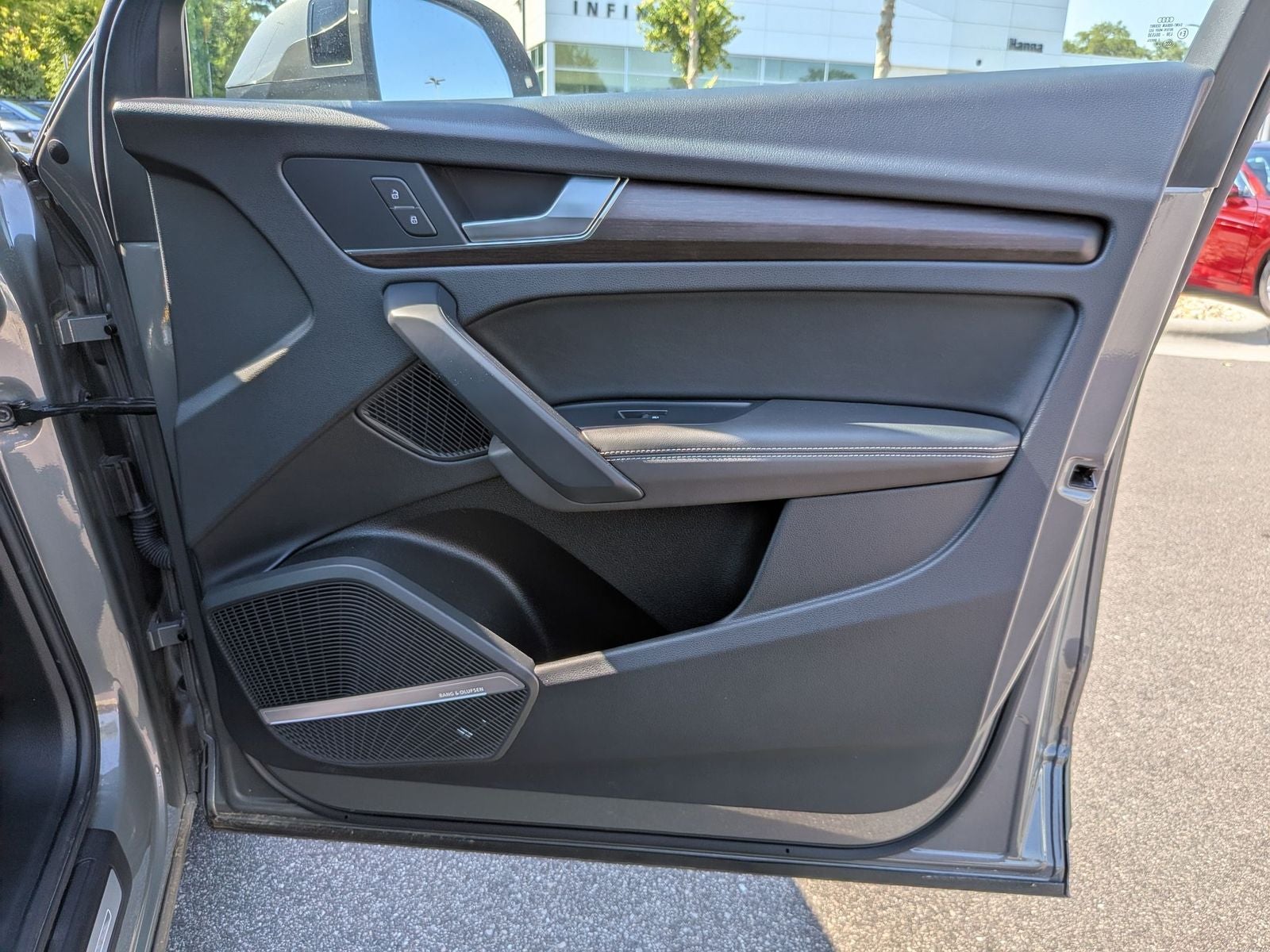 2023 Audi Q5 45 S line Premium quattro